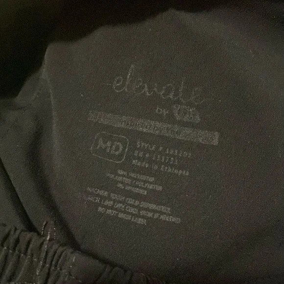 🌵Black scrub bottoms with original drawstring and pockets! - Picture 8 of 8